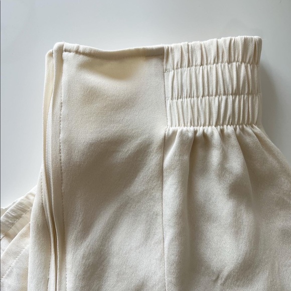 Vintage 100% silk pencil skirt - Picture 3 of 6